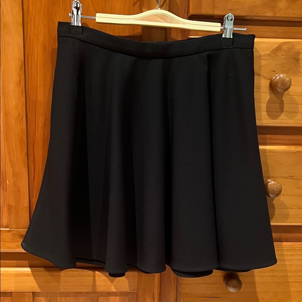 RED Valentino Classic Black Circle/Skater Skirt